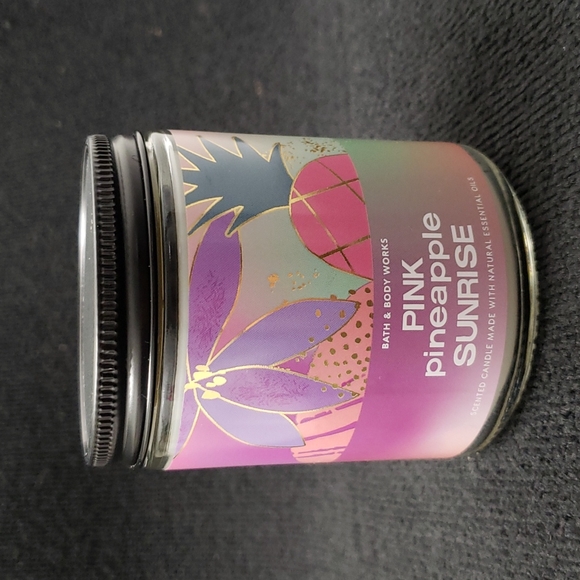 *❣3/25❣- Bath & Body Works - PINK PINEAPPLE SUNRISE - 1 Wick Candle - Picture 1 of 5